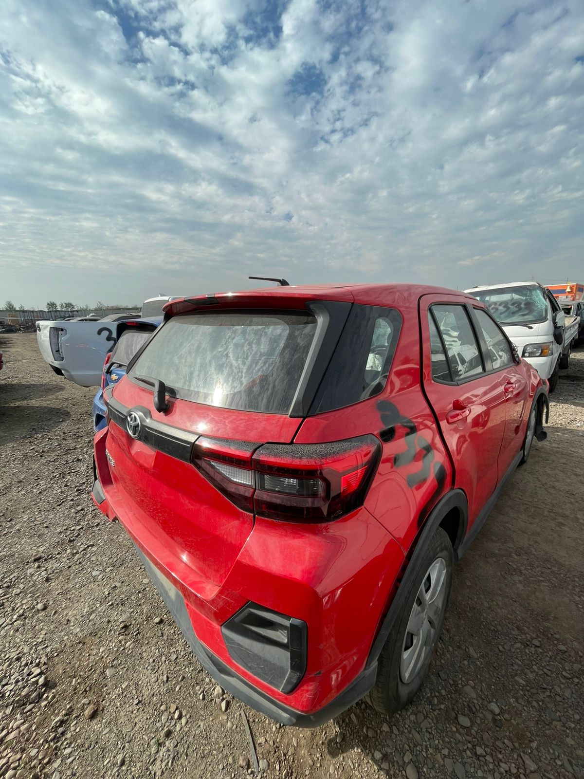 Repuestos Toyota Raize 2023 1.2 bencinero 4x2 en Desarme