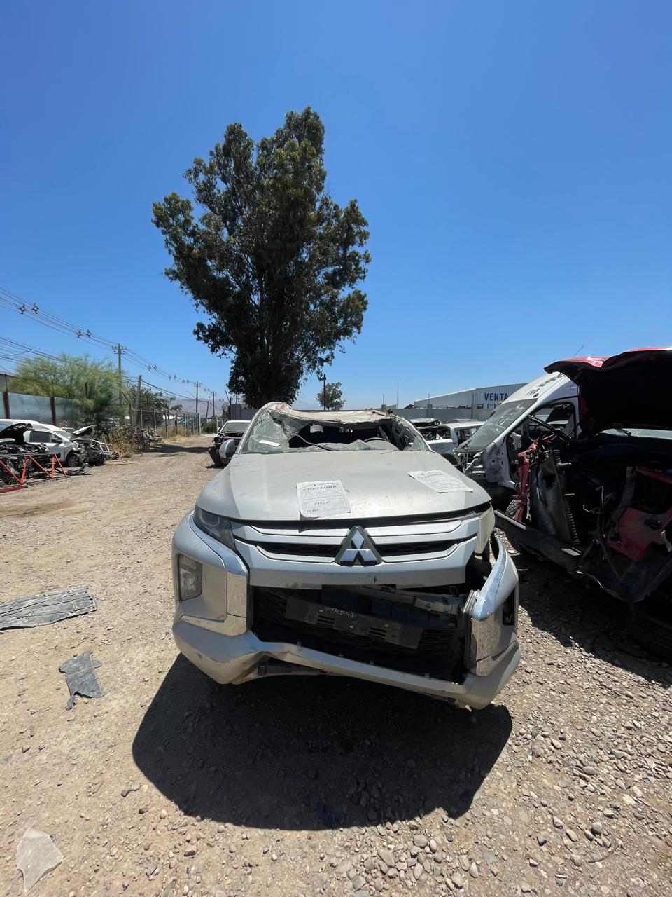Repuestos Mitsubishi L200 2021 2.4 diésel 4x4 en Desarme
