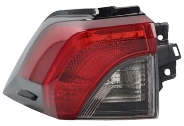 Foco trasero izquierdo toyota rav4 2020 2021