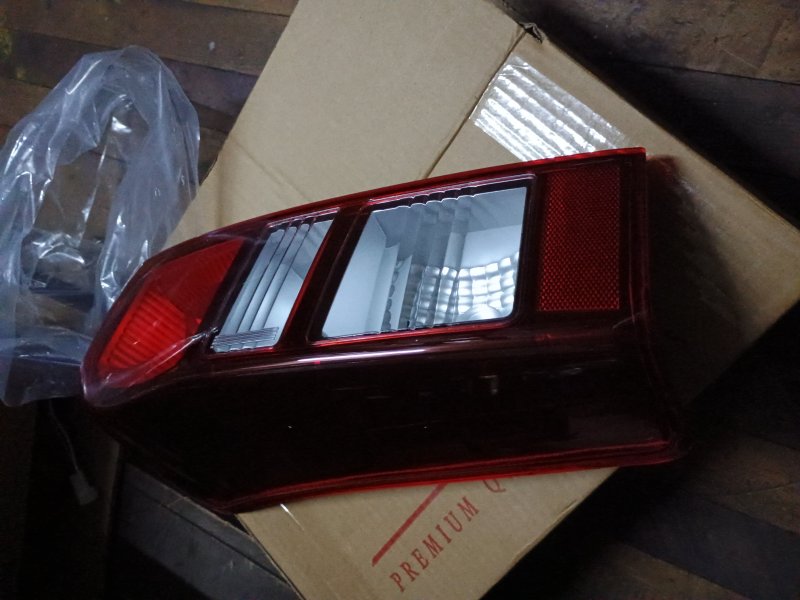 Foco Trasero Izquierdo Chevrolet Dmax 2015-2017