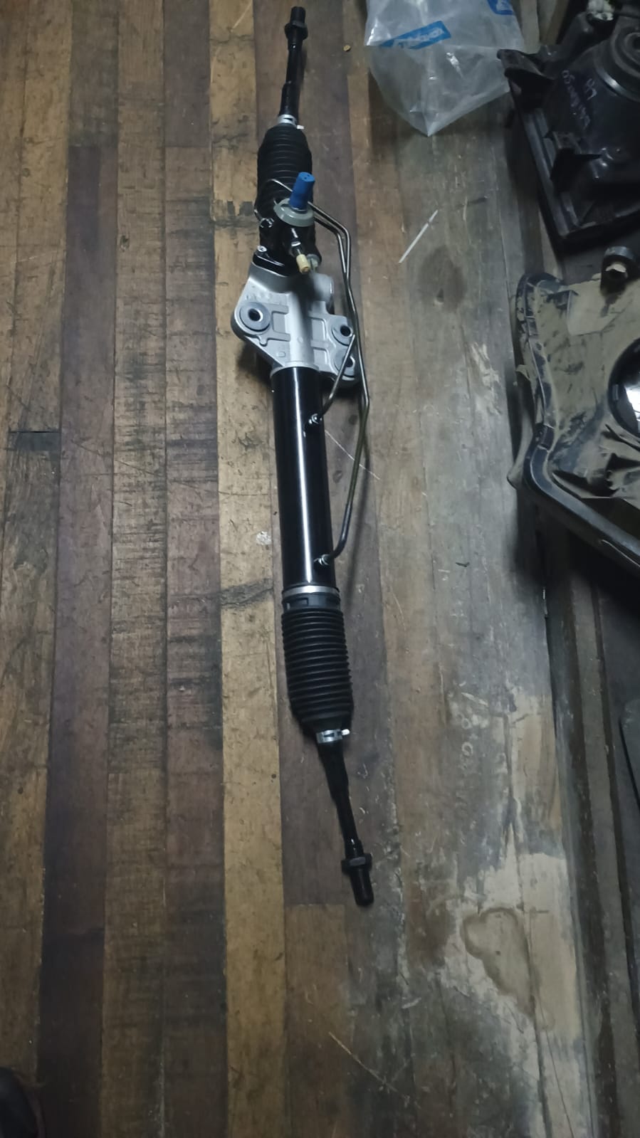 Cremallera De Direccion Nissan Nv350 2015-2018