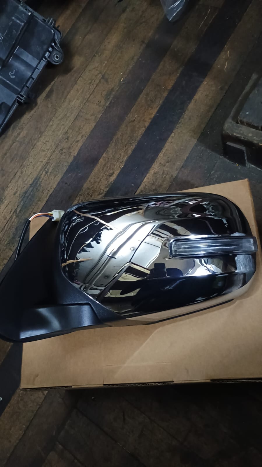 Espejo puerta izquierdo mitsubishi l200 2016 2017 2018 2019