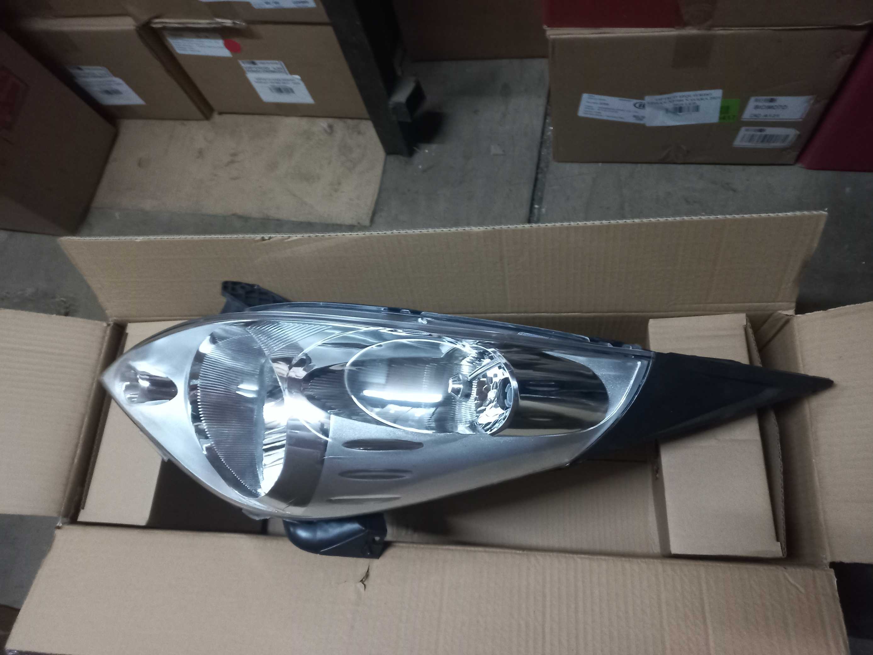 Optico izquierdo chevrolet spark gt 2010 2011 2012 2013