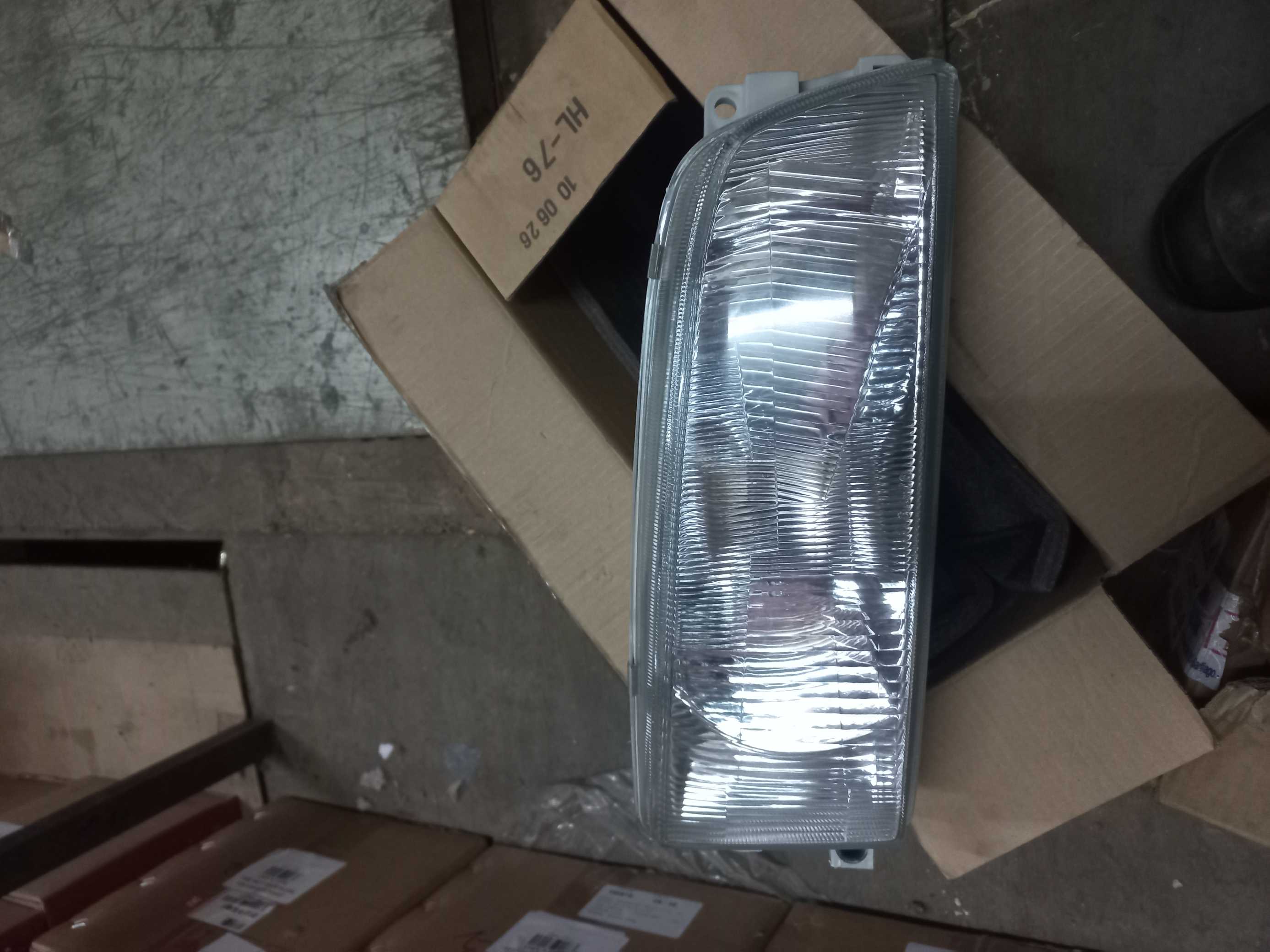 Optico derecho mitsubishi lancer 1995 1996 1997 1998 1999 2000 2001 2002