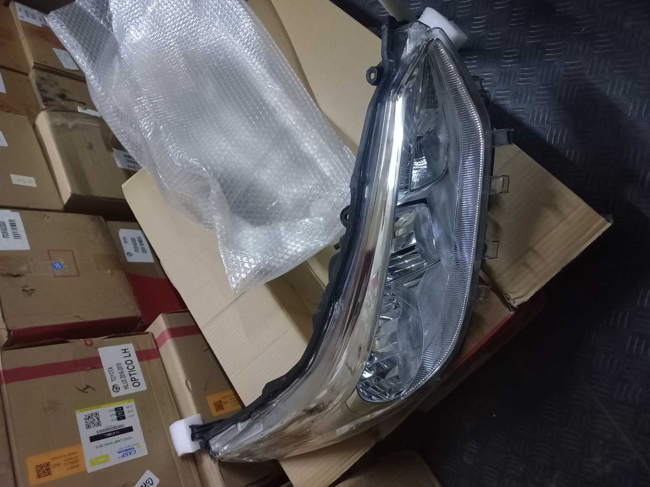 Optico derecho toyota yaris 2018 2019 2020
