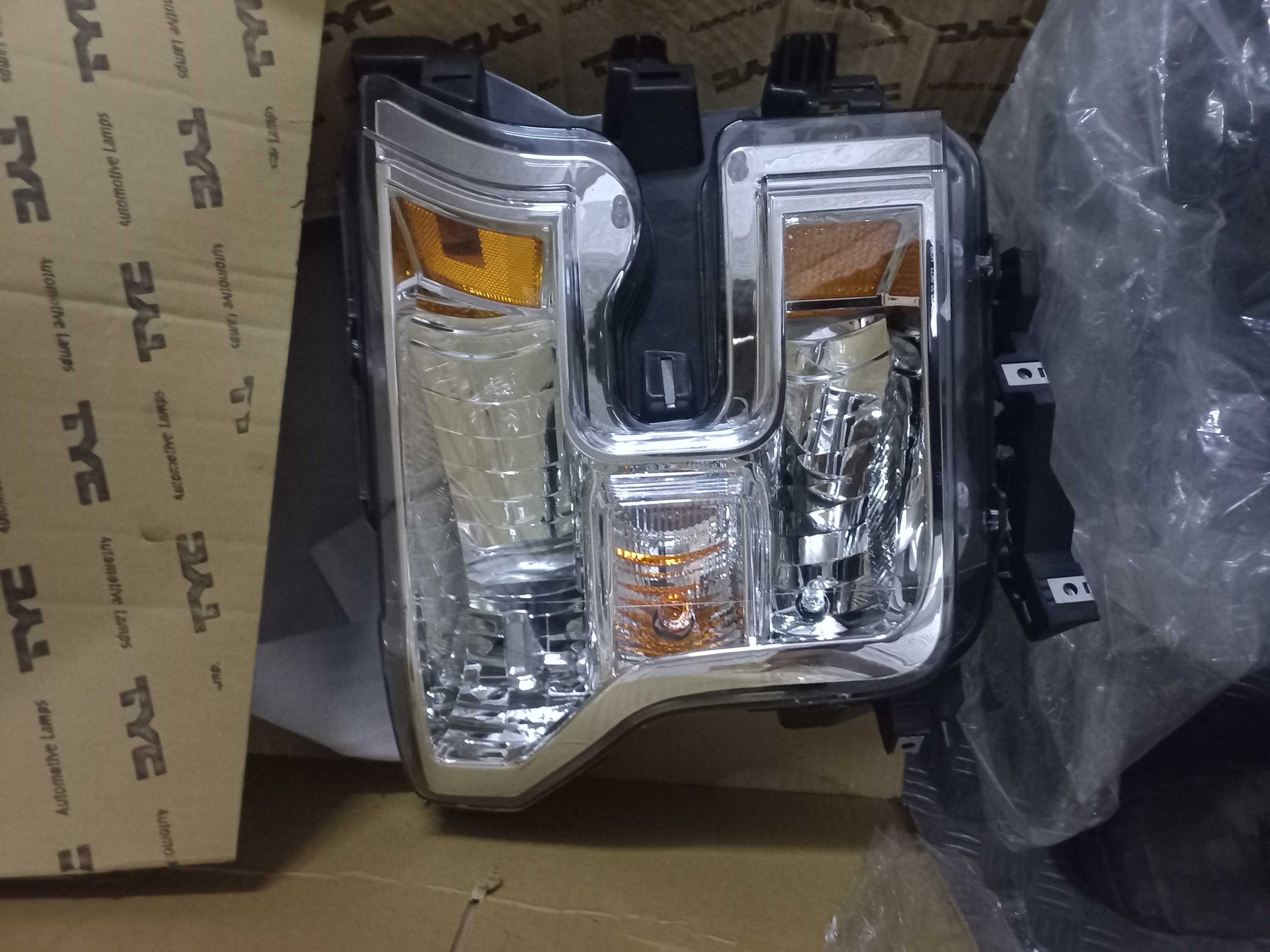 Optico Derecho Ford F150 2015-2017