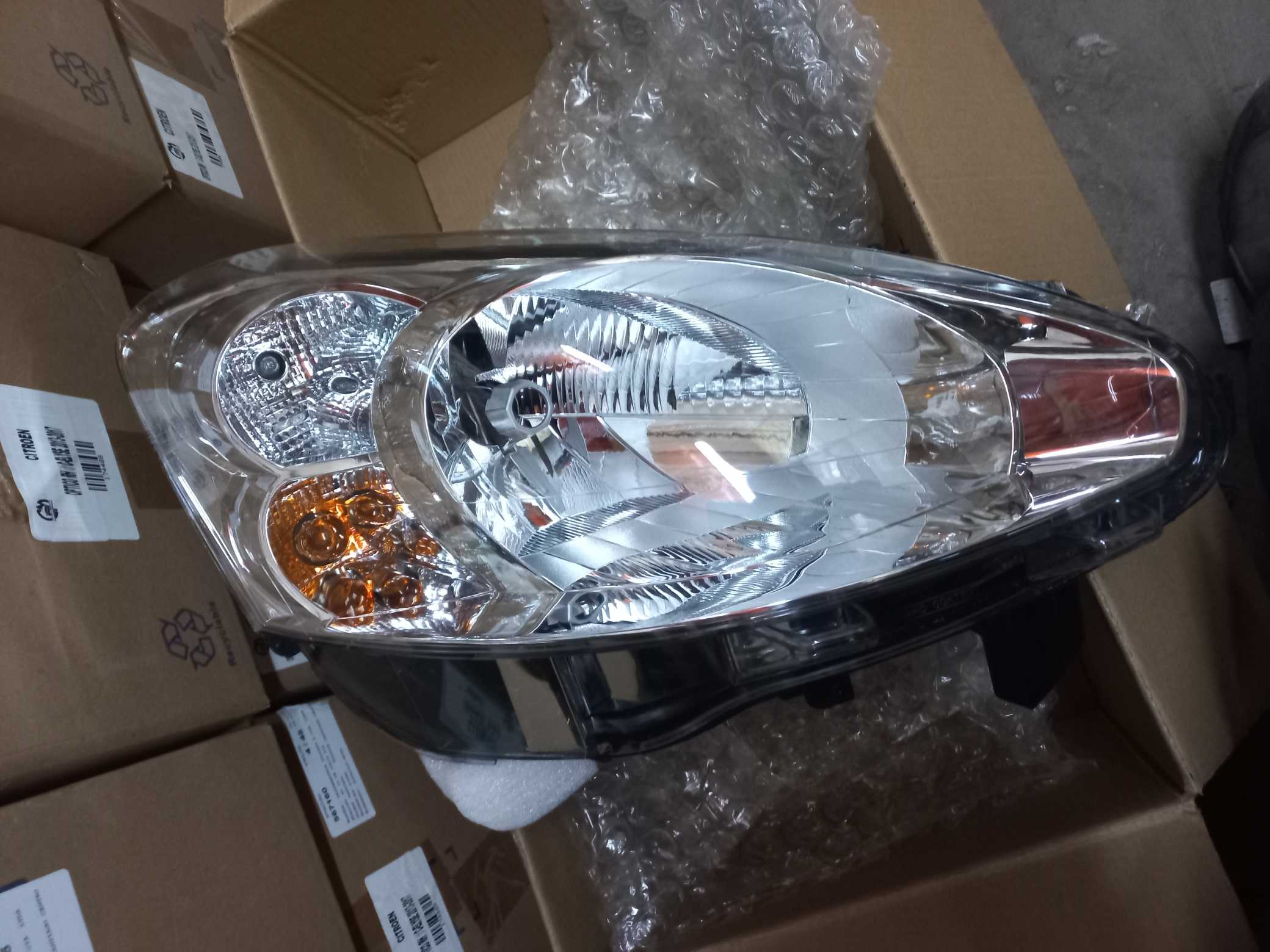 Optico derecho peugeot partner 2013 2014 2015
