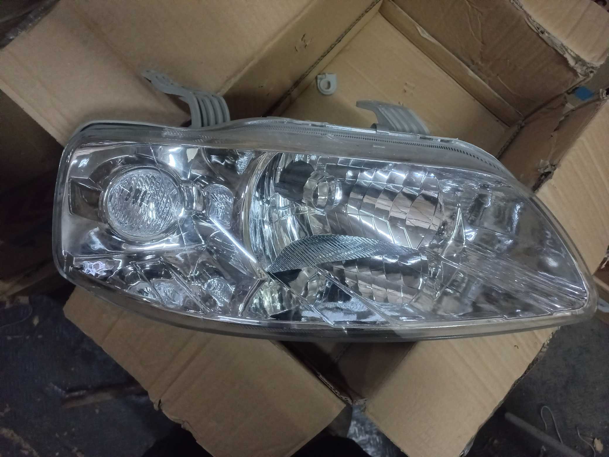 Optico derecho chevrolet aveo 2004 2005 2006 2007 2008