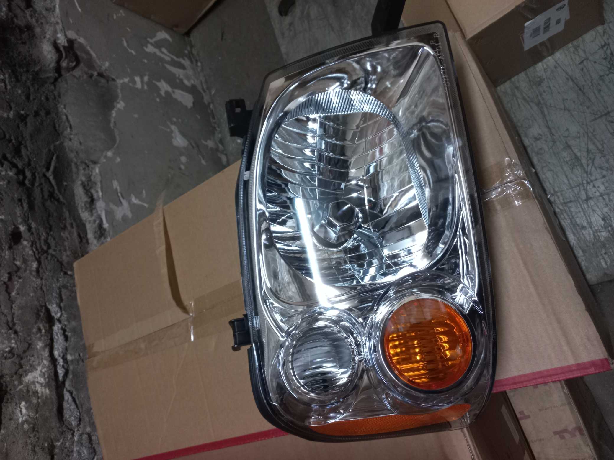 Optico derecho nissan terrano 2005 2006 2007 2008 2009 2010 2011 2012 2013 2014 2015