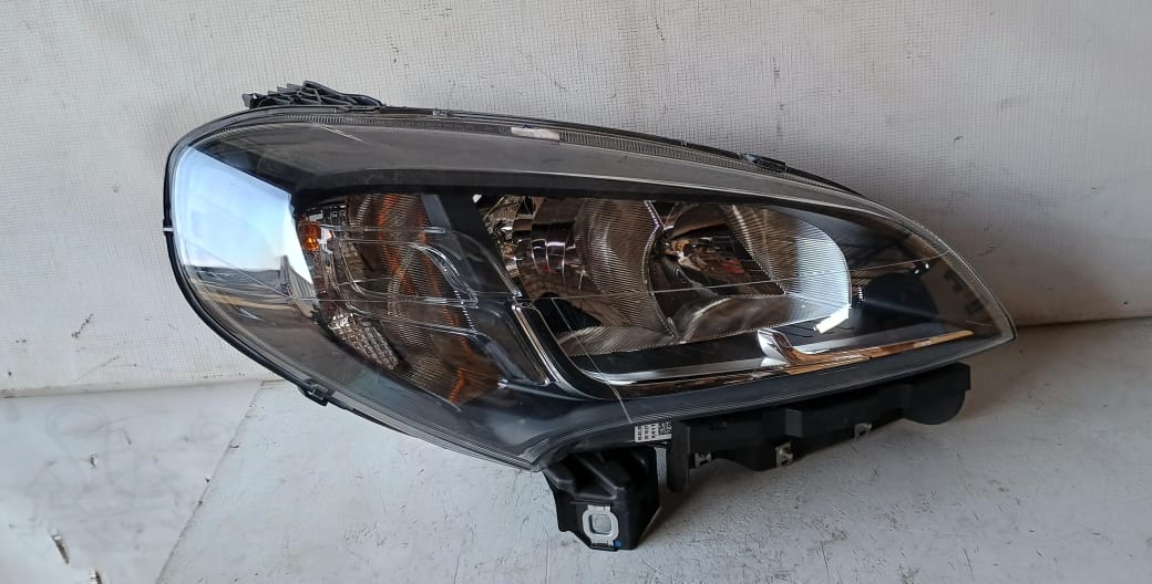 Optico derecho fiat doblo 2016 2017 2018 2019