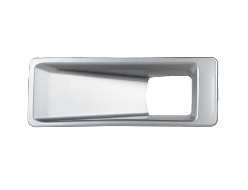 Bisel de neblinero derecho mitsubishi l200 2024 2025