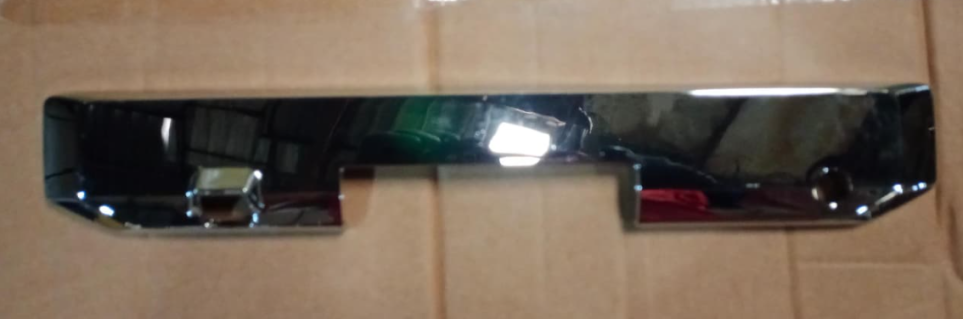 Moldura / Bisel De Manilla De Mitsubishi L200 2024-2025