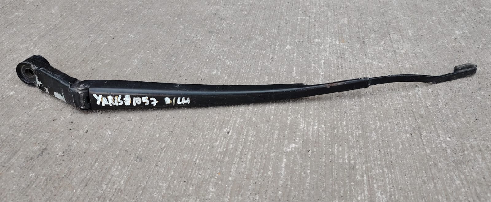 Limpia Parabrisa Izquierdo (Plumillas) Toyota Yaris 2010