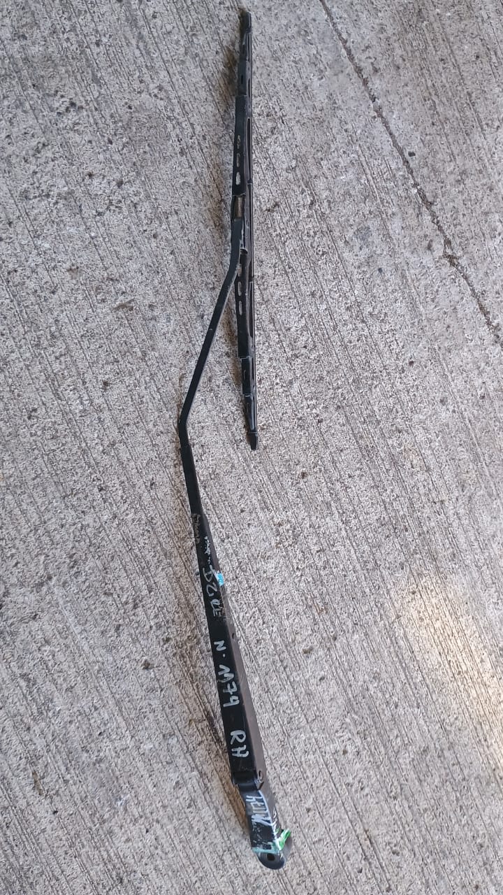 Limpia parabrisa derecho (plumillas) suzuki dzire