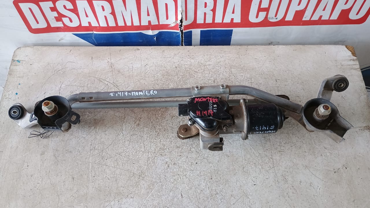 Motor limpia parabrisa mitsubishi montero