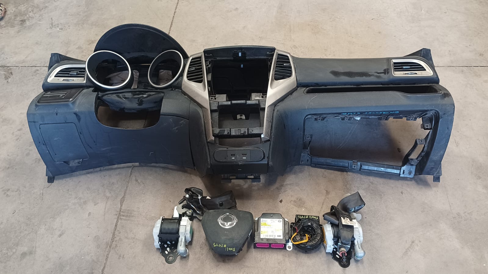 Kit Airbag (Cinturones, Cinta, Modulo Y Ssangyong Tivoli 2018