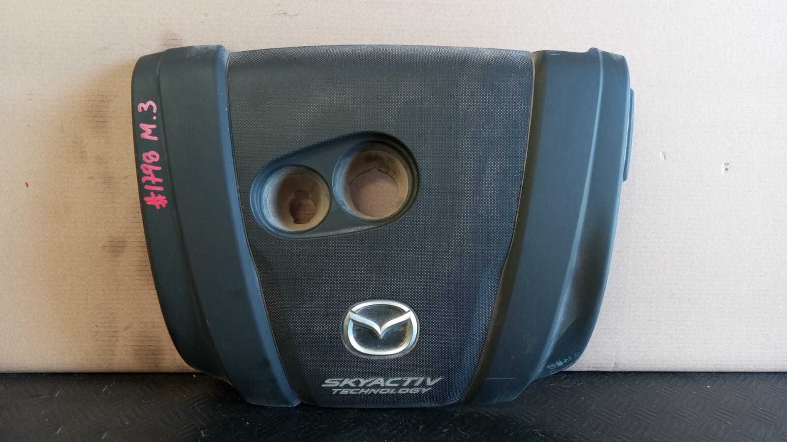 Tapa cubre motor mazda 3