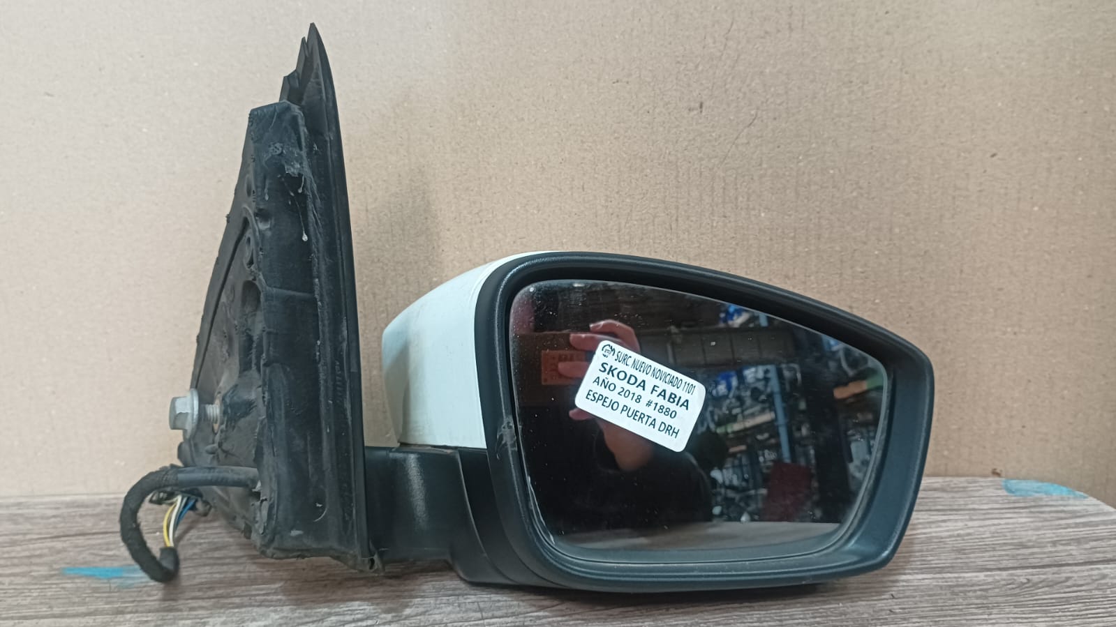 Espejo Puerta Derecho Skoda Fabia 2018