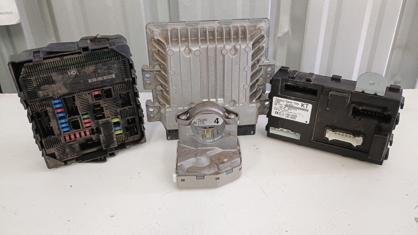 Kit de encendido (chapa llave modulos computador) nissan np300