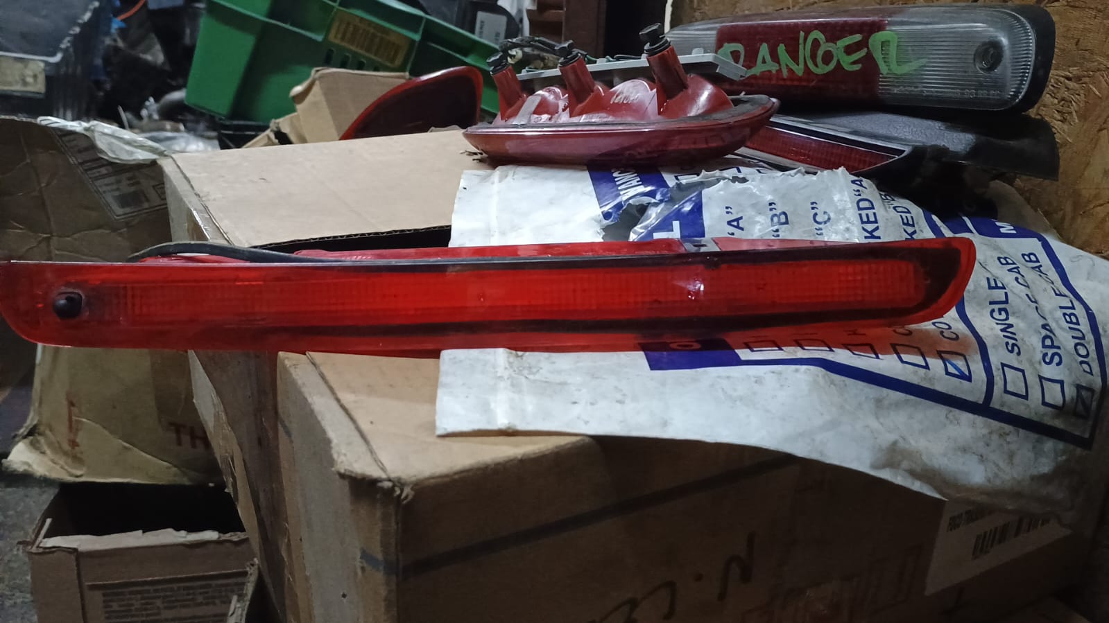 Tercera luz de freno nissan qashqai