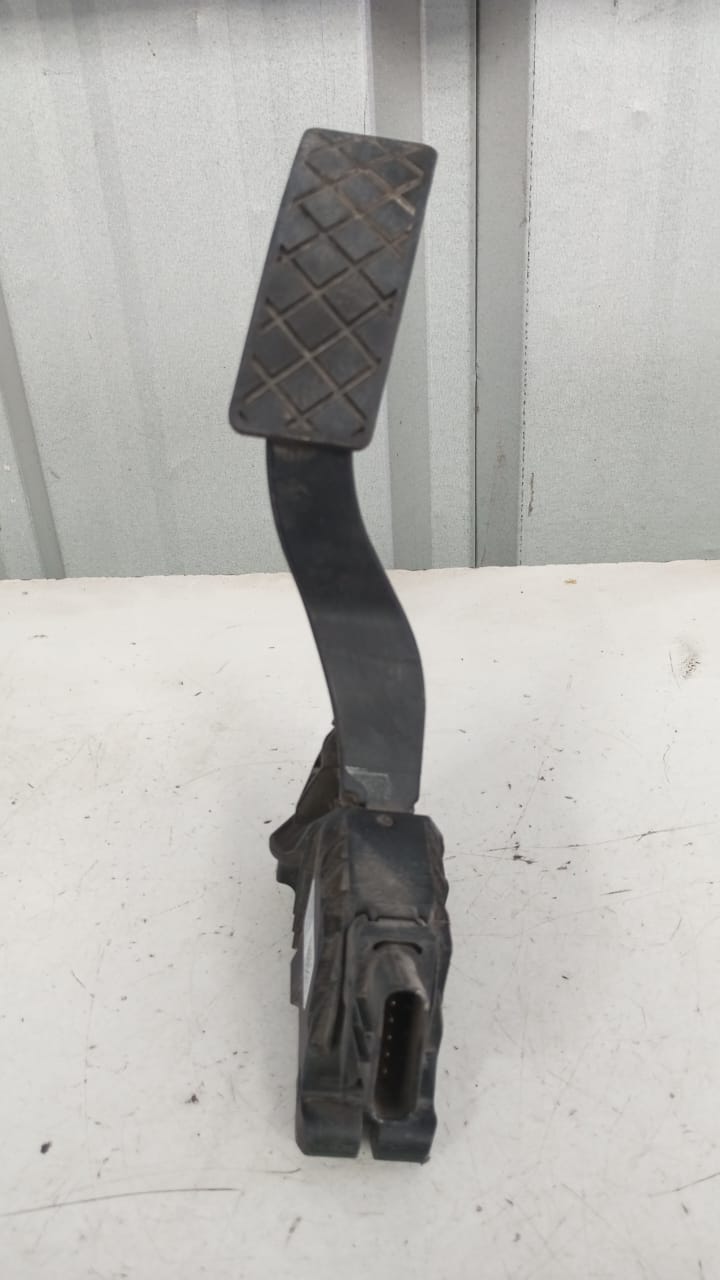 Pedal de aceleracion volkswagen virtus