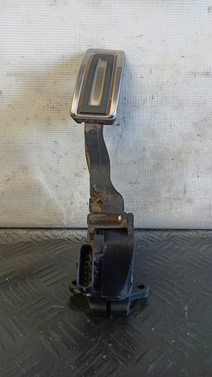 Pedal de aceleracion skoda fabia