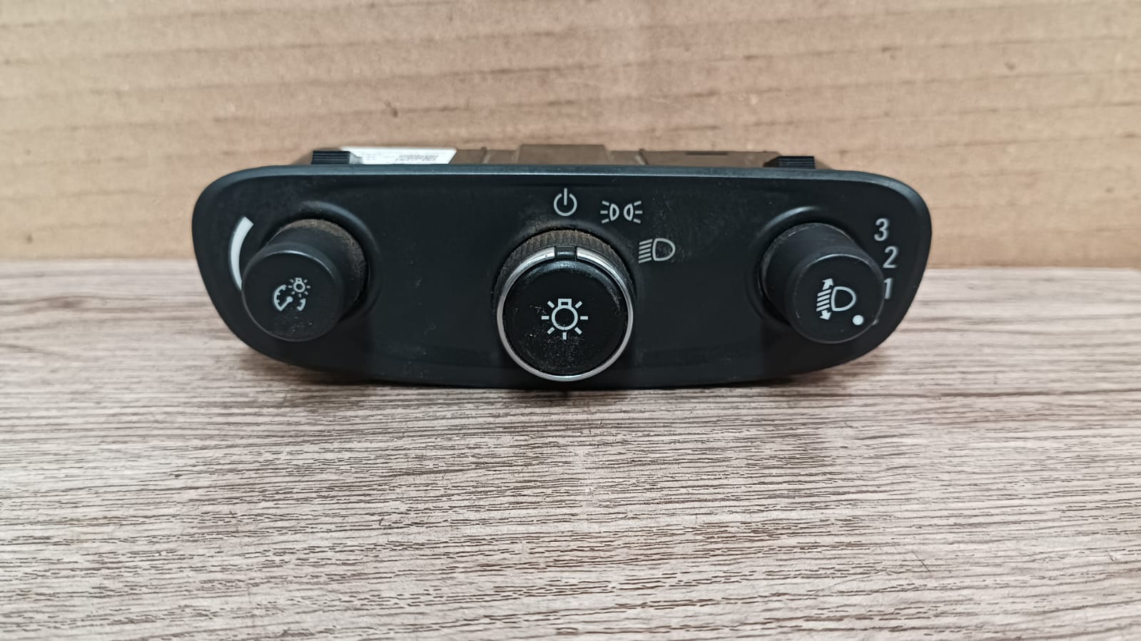Control de luces chevrolet tracker