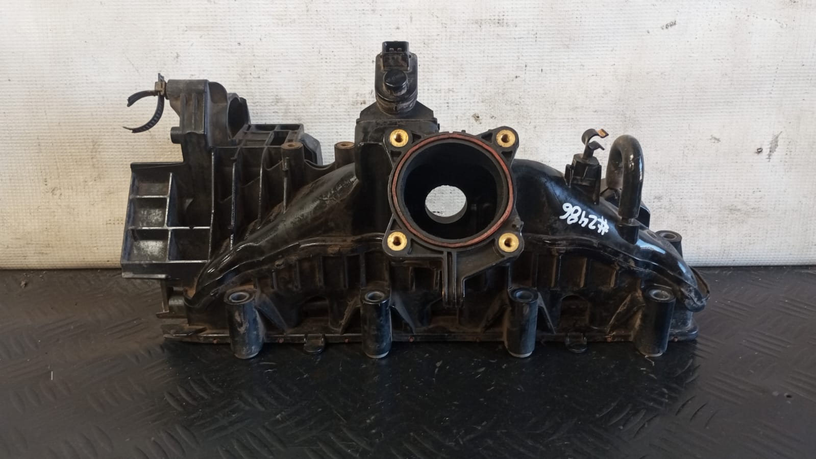 Multiple Admision Nissan Np300 2018