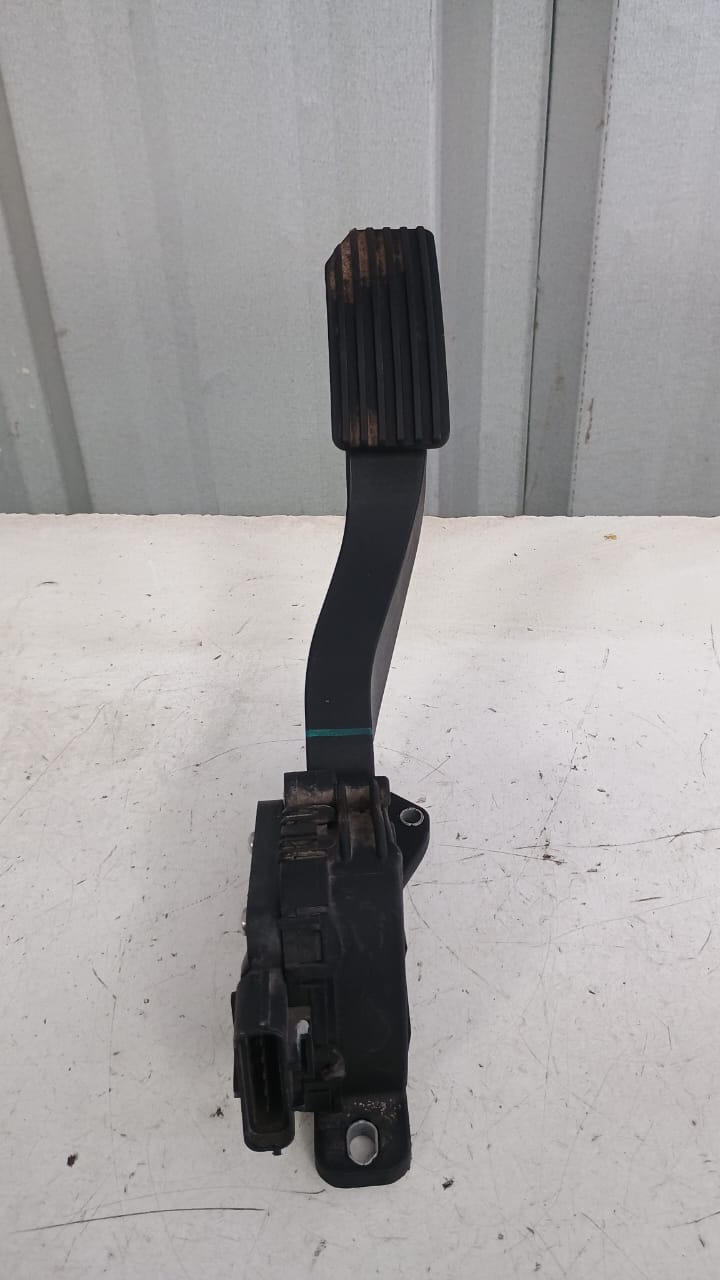Pedal de aceleracion chevrolet sail