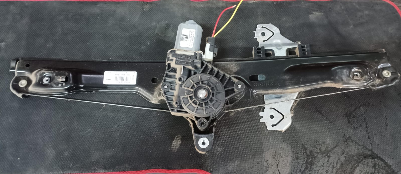Cremallera alzavidrio delantera derecha nissan qashqai