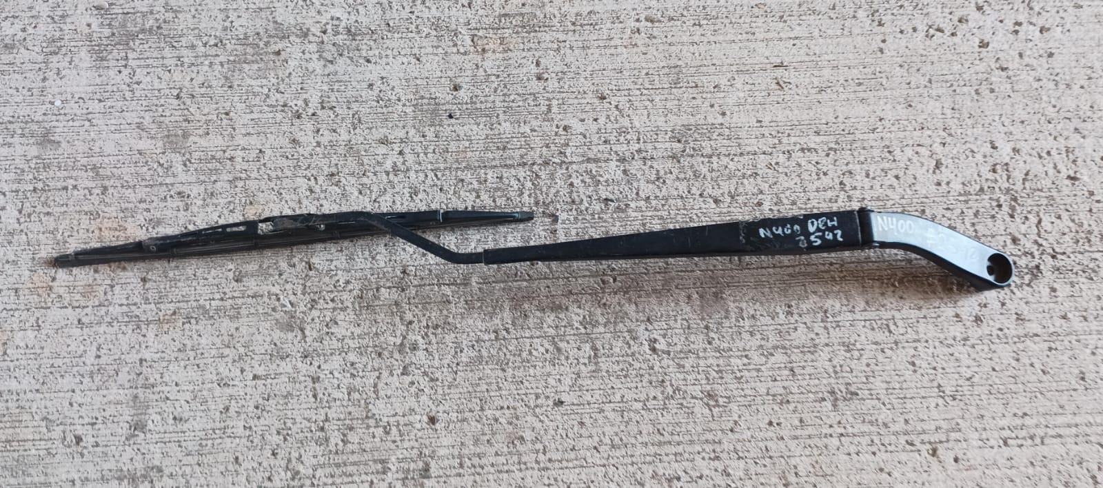 Limpia Parabrisa Derecho (Plumillas) Chevrolet N400 2021