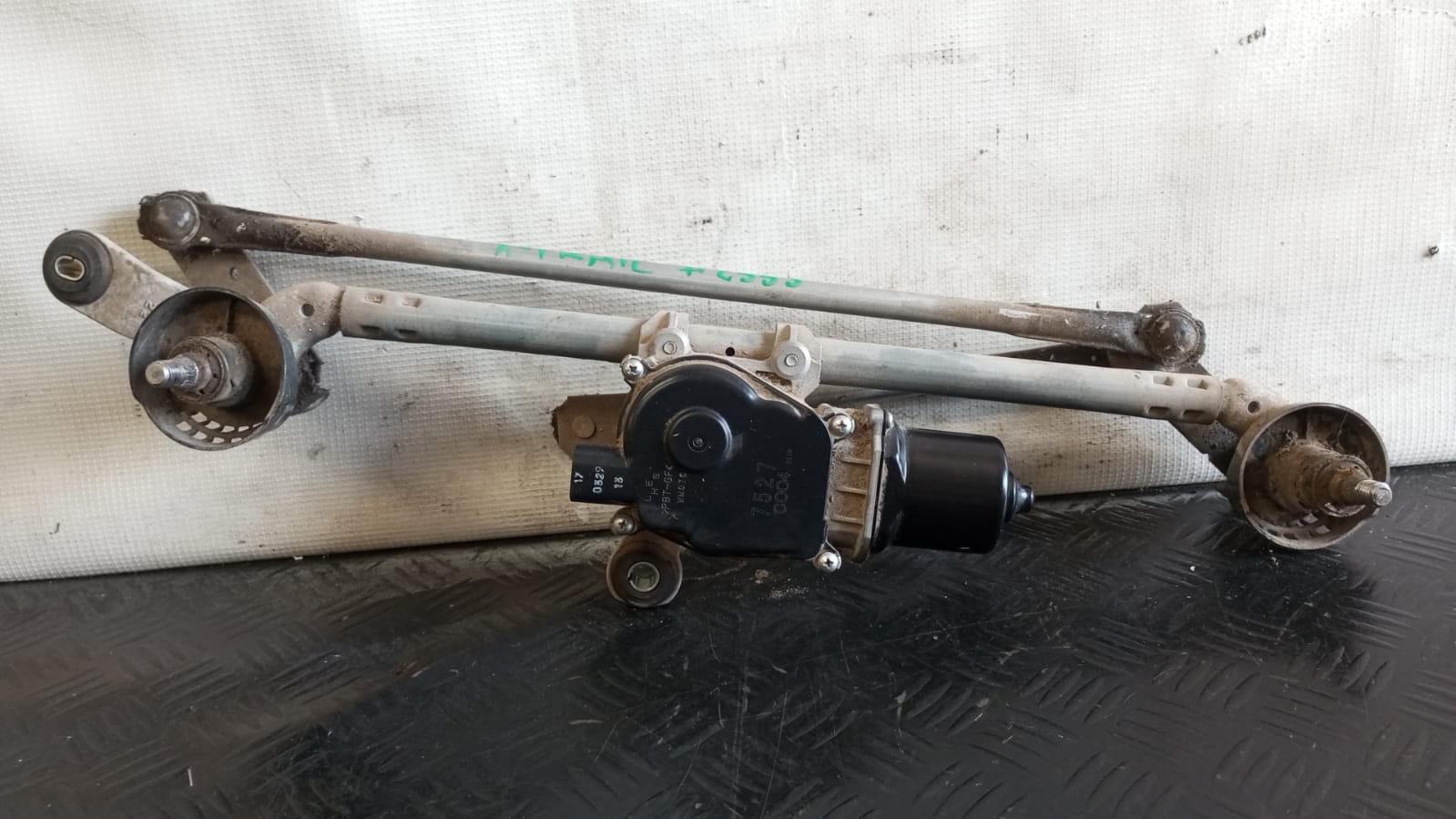 Motor limpia parabrisa nissan x-trail