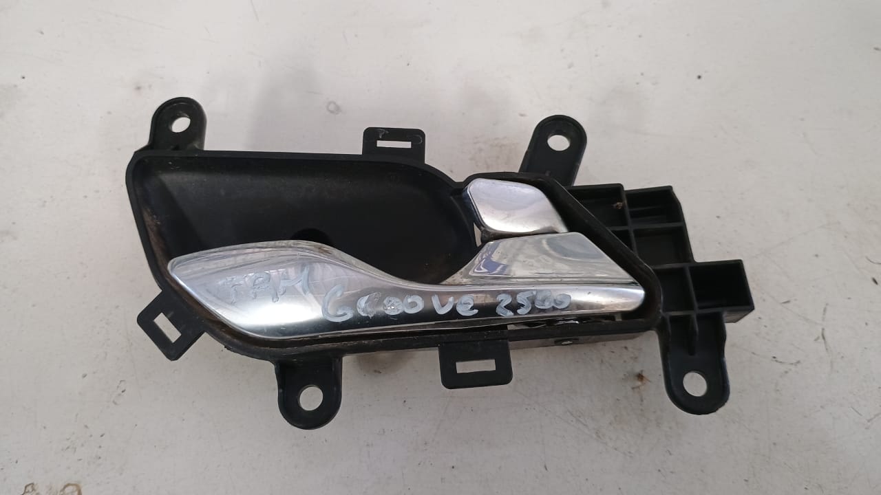 Manilla Interior Trasera Derecha Chevrolet Groove 2021