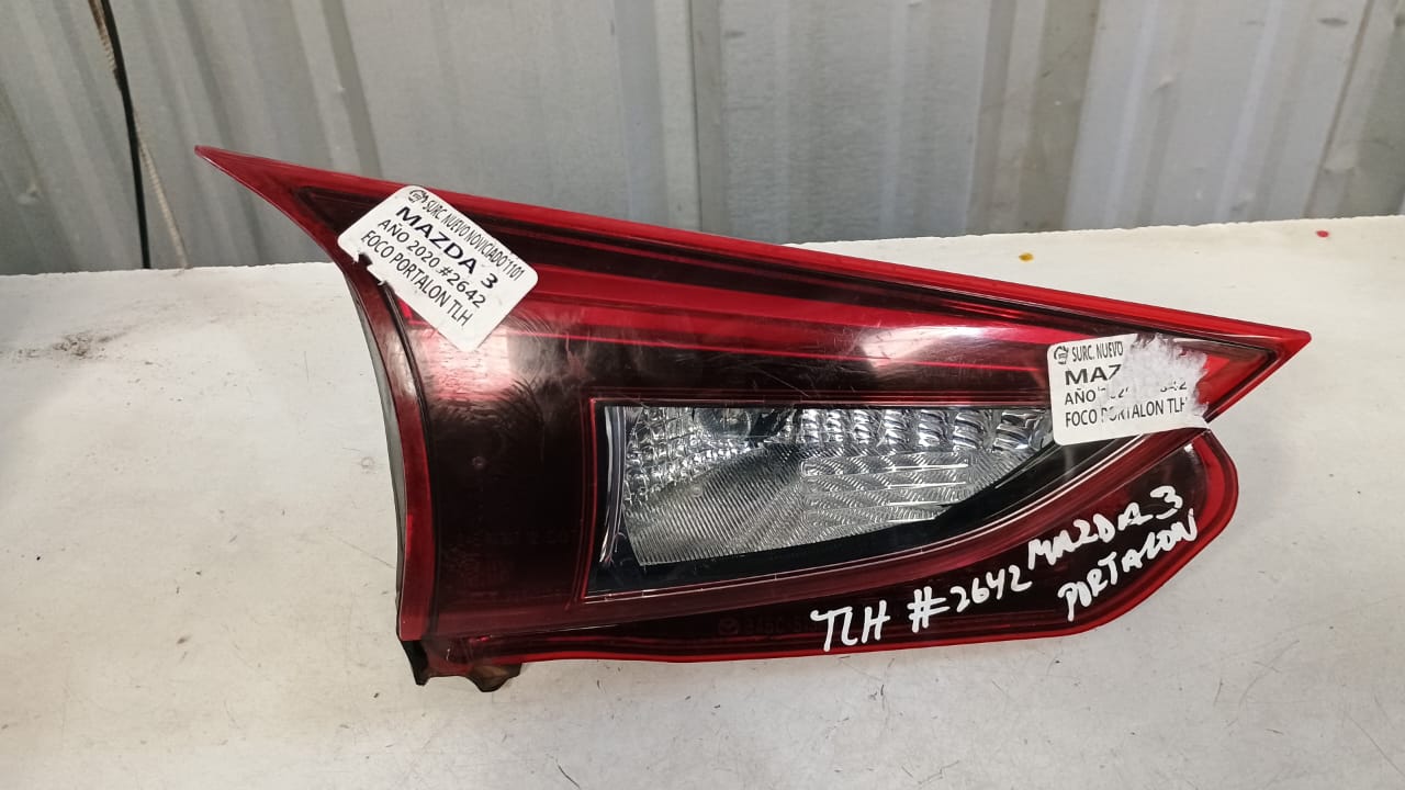 Foco Maleta / Portalon Izquierdo Mazda 3 2020