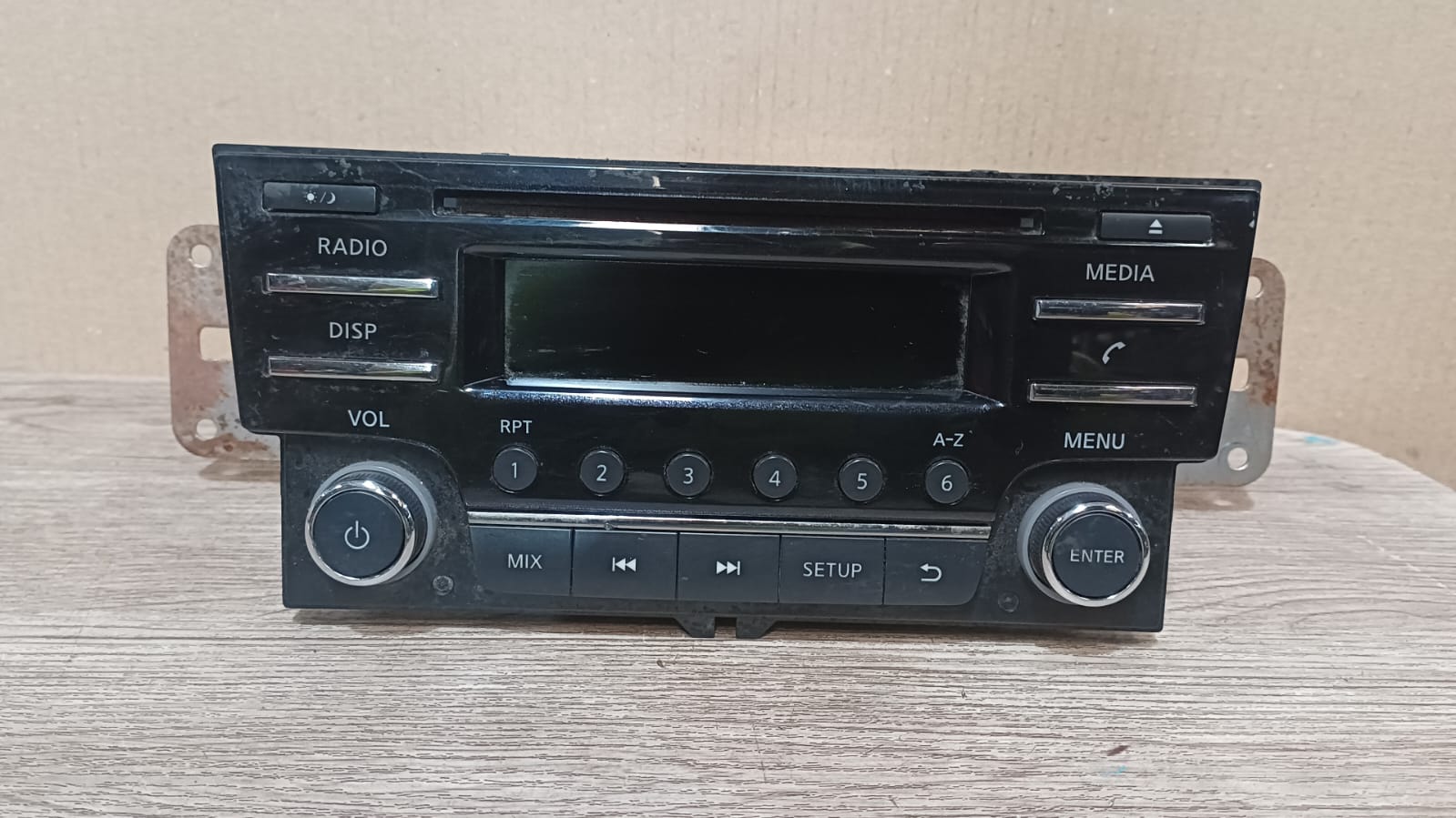 Radio Nissan Navara 2021