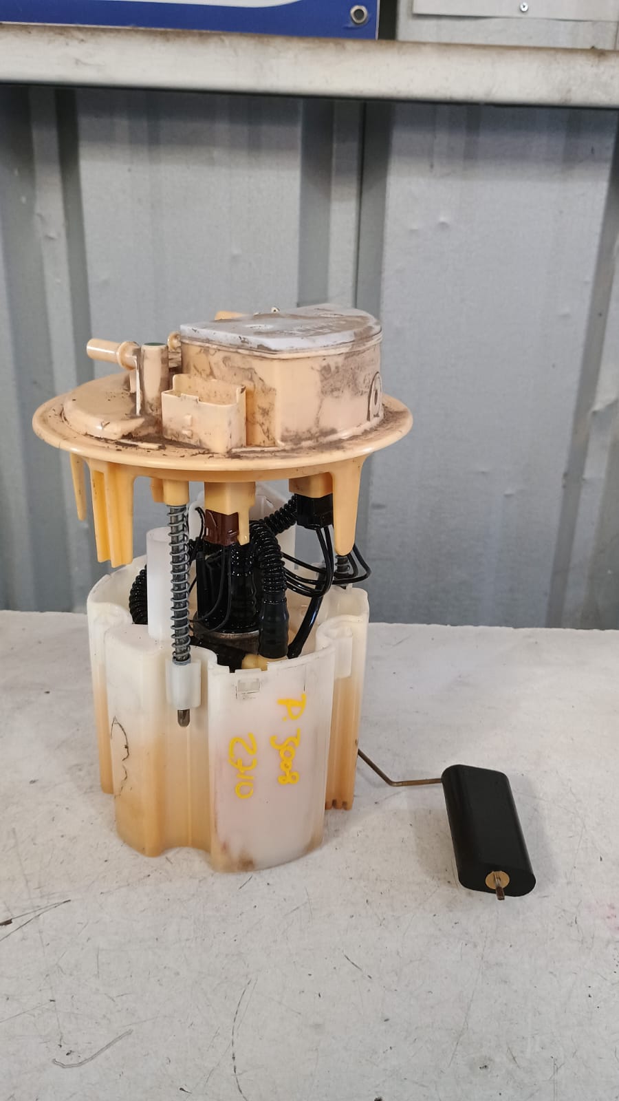 Flotador con bomba de combustible peugeot 3008
