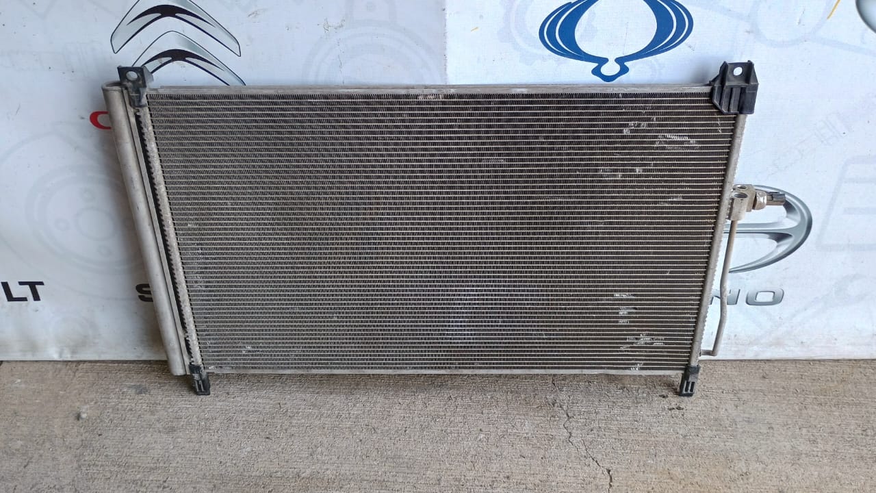 Radiador de aire nissan murano