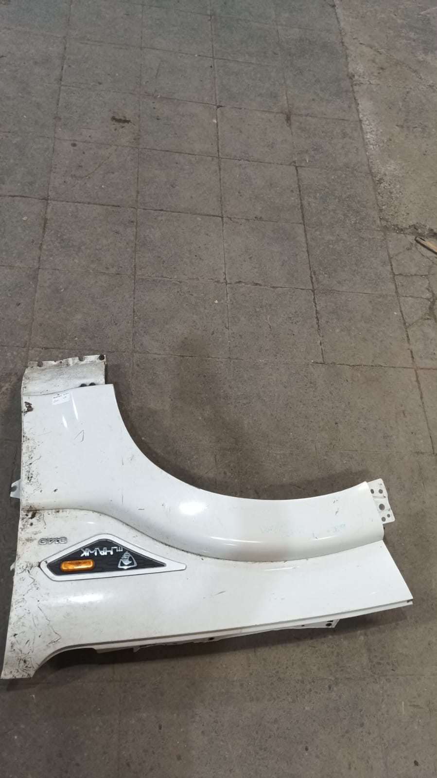 Tapabarro Izquierdo Mahindra Pik Up 2020