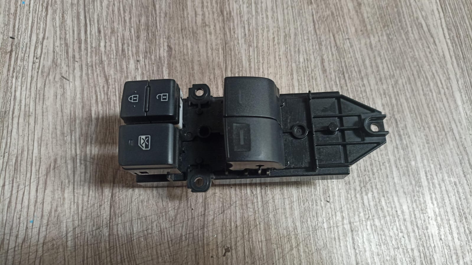 Botonera alzavidrio delantera izquierda principal toyota hiace