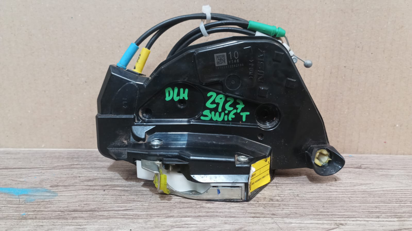 Chapa puerta delantera izquierda suzuki swift