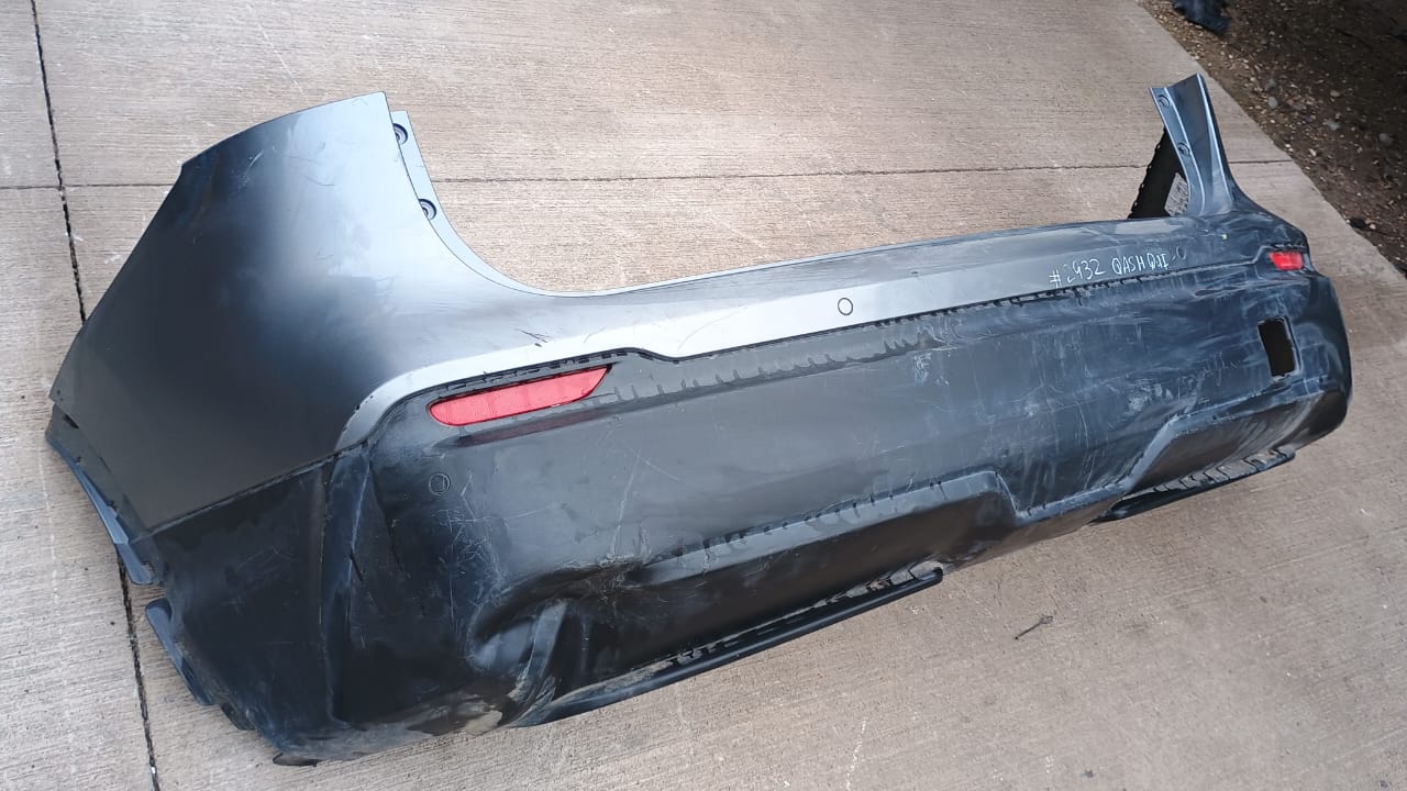 Parachoque Trasero Nissan Qashqai 2021