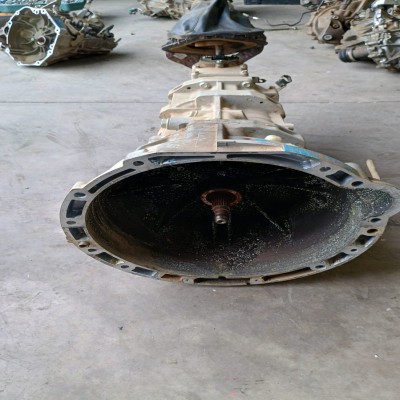 Caja de cambio mecanica mitsubishi l200