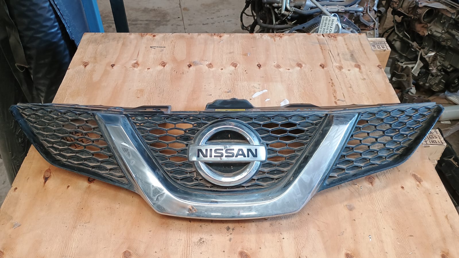 Mascara nissan qashqai