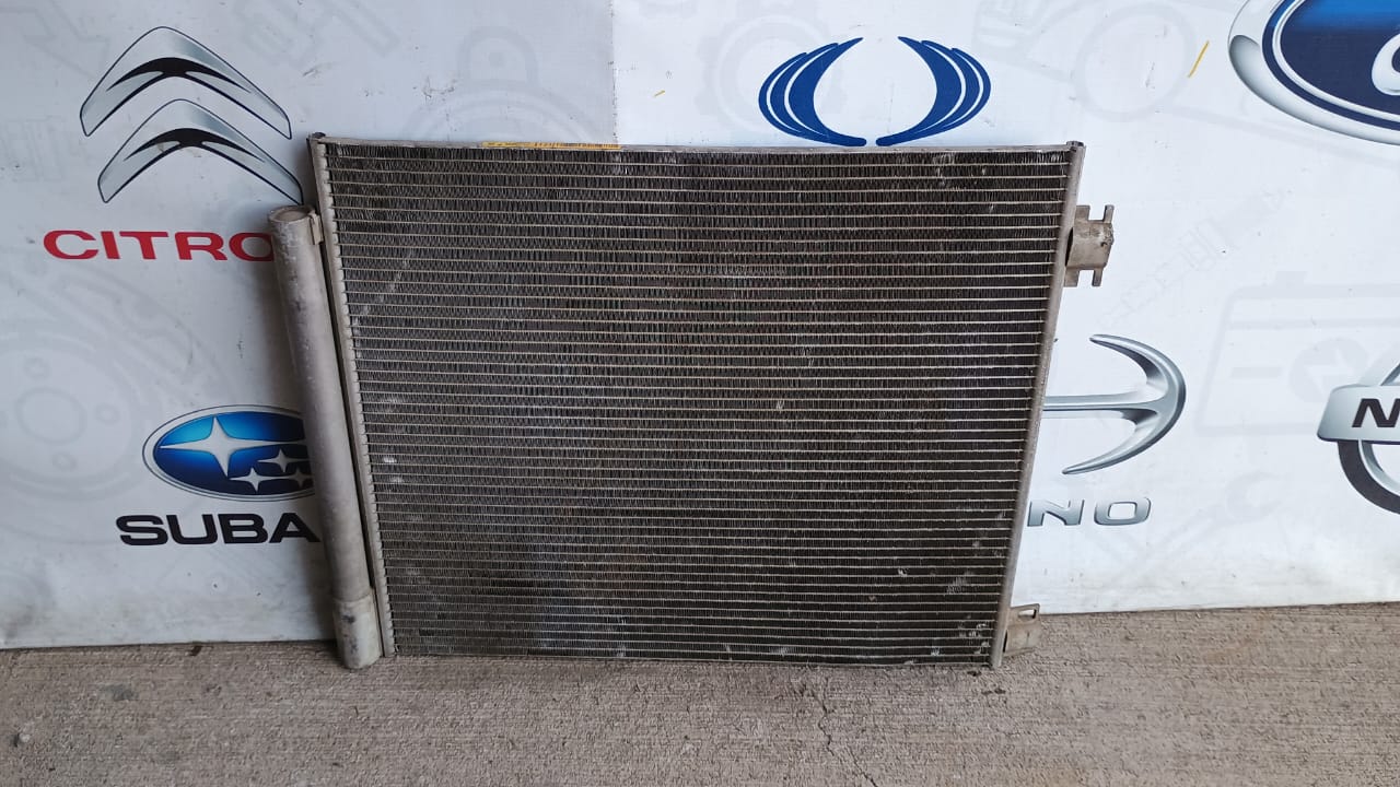 Radiador de aire nissan qashqai