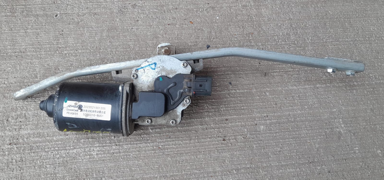 Motor limpia parabrisa peugeot landtrek