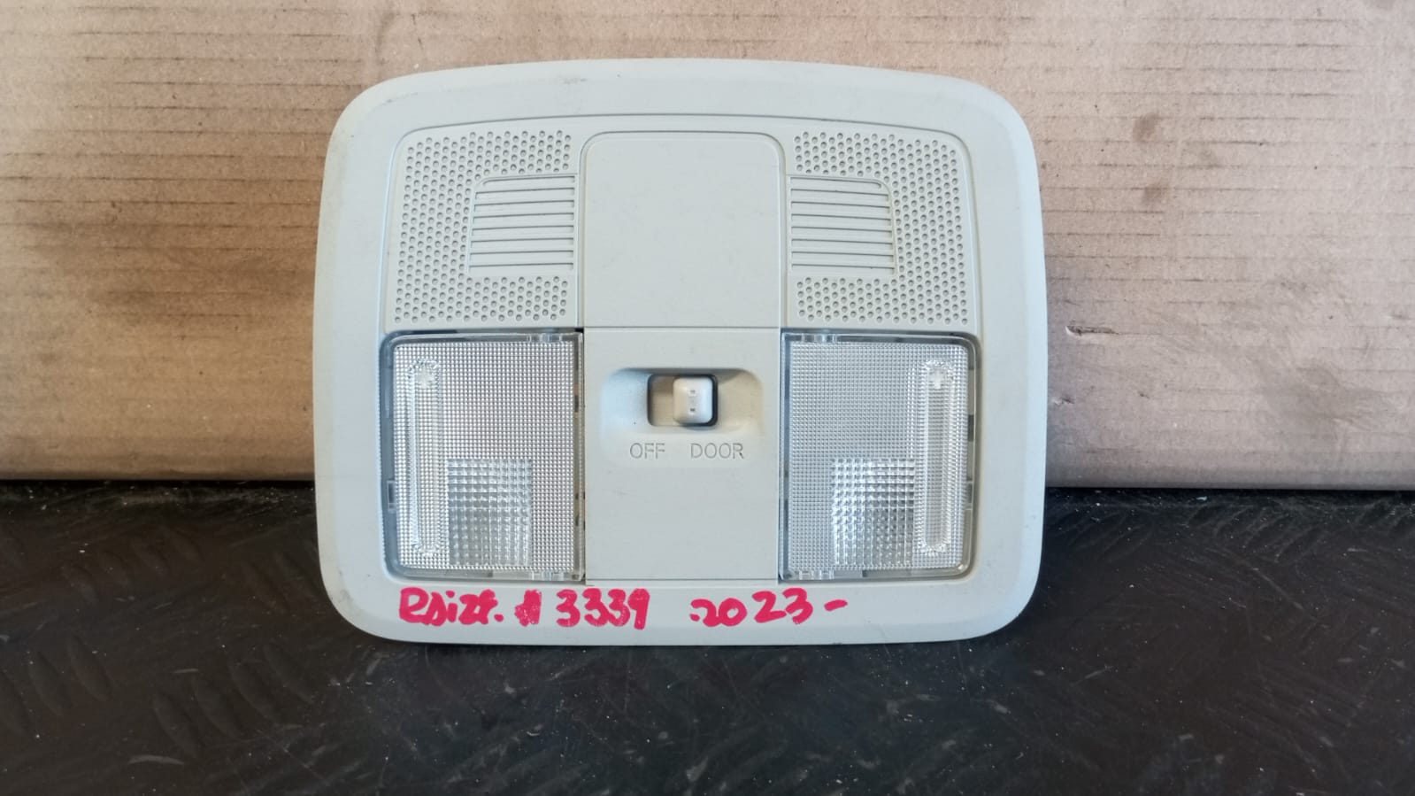 Luz Interior Delantera Toyota Raize 2023