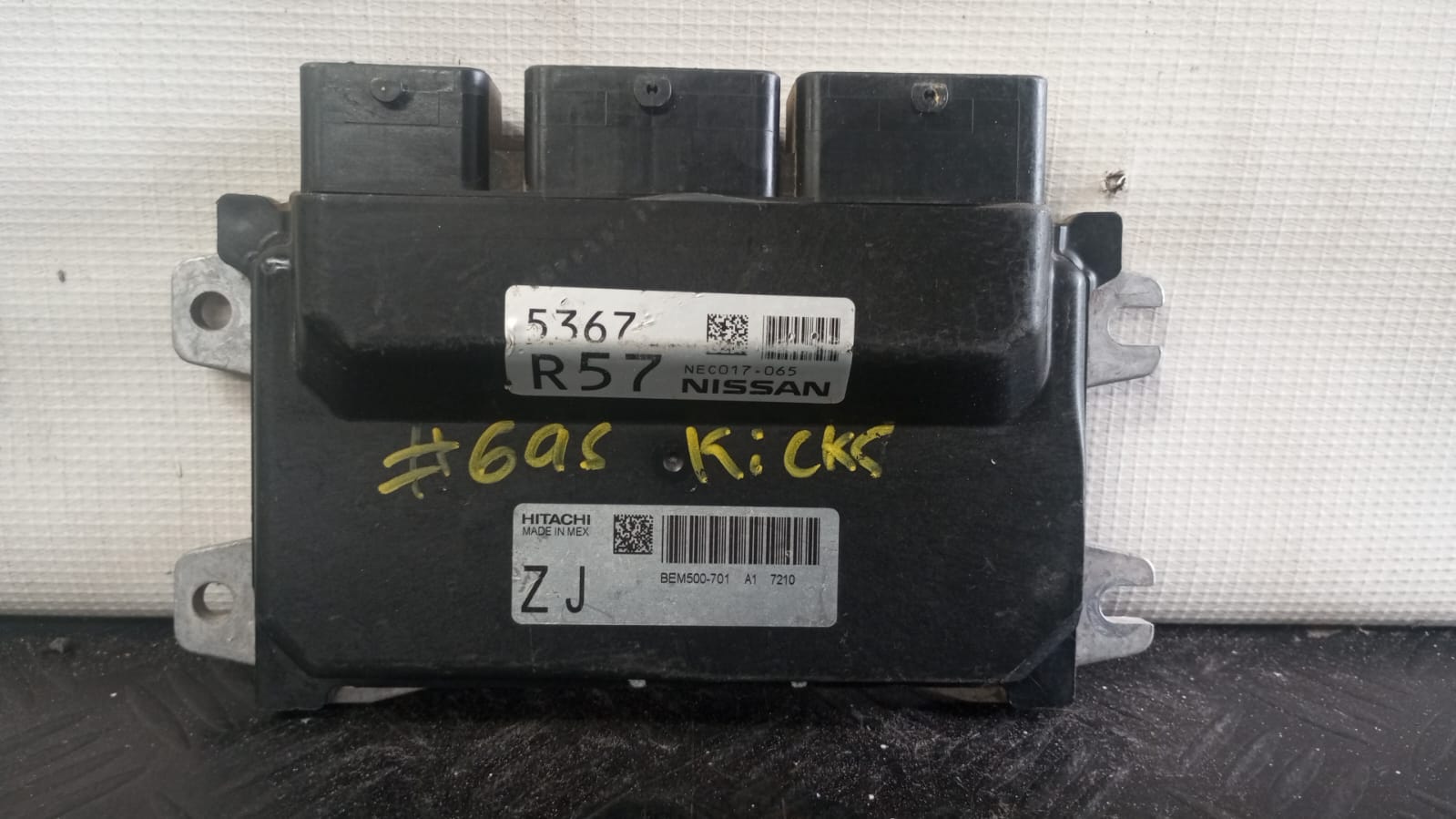 Computador de motor (ecu) nissan kicks
