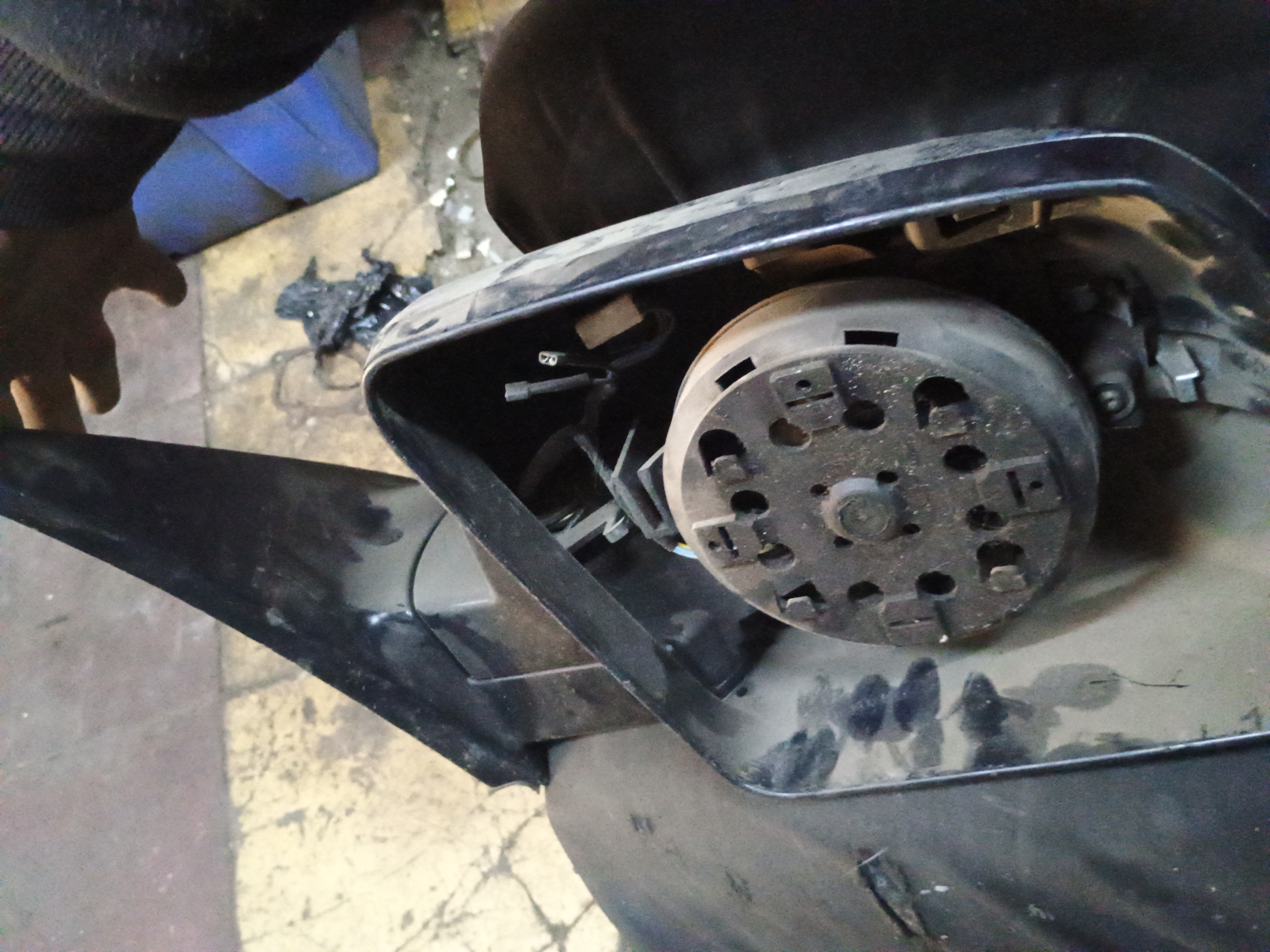 Espejo puerta derecho dodge ram 1500 2009 2010 2011 2012 2013