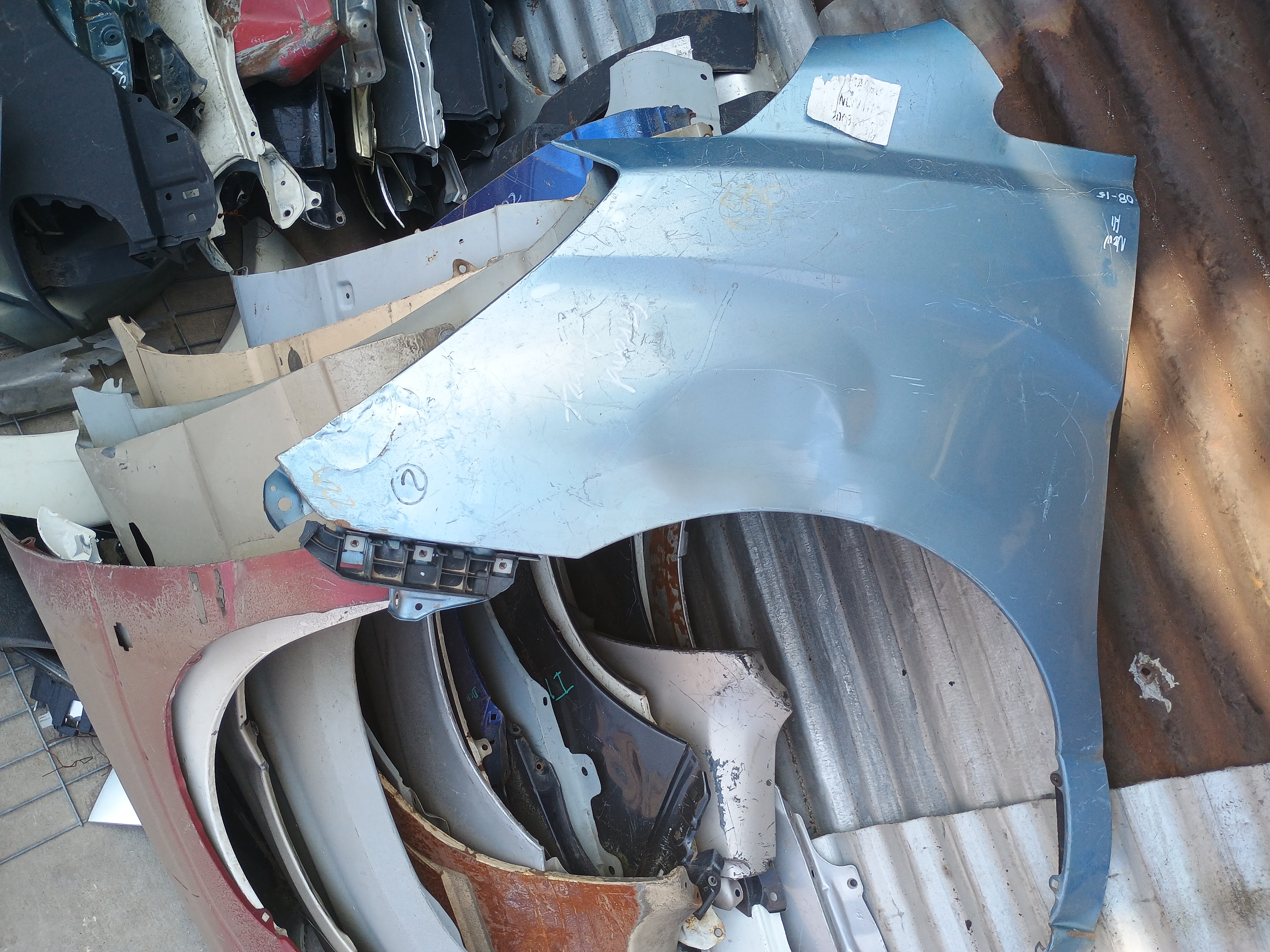 Tapabarro izquierdo hyundai h1 2008 2009 2010 2011 2012 2013 2014