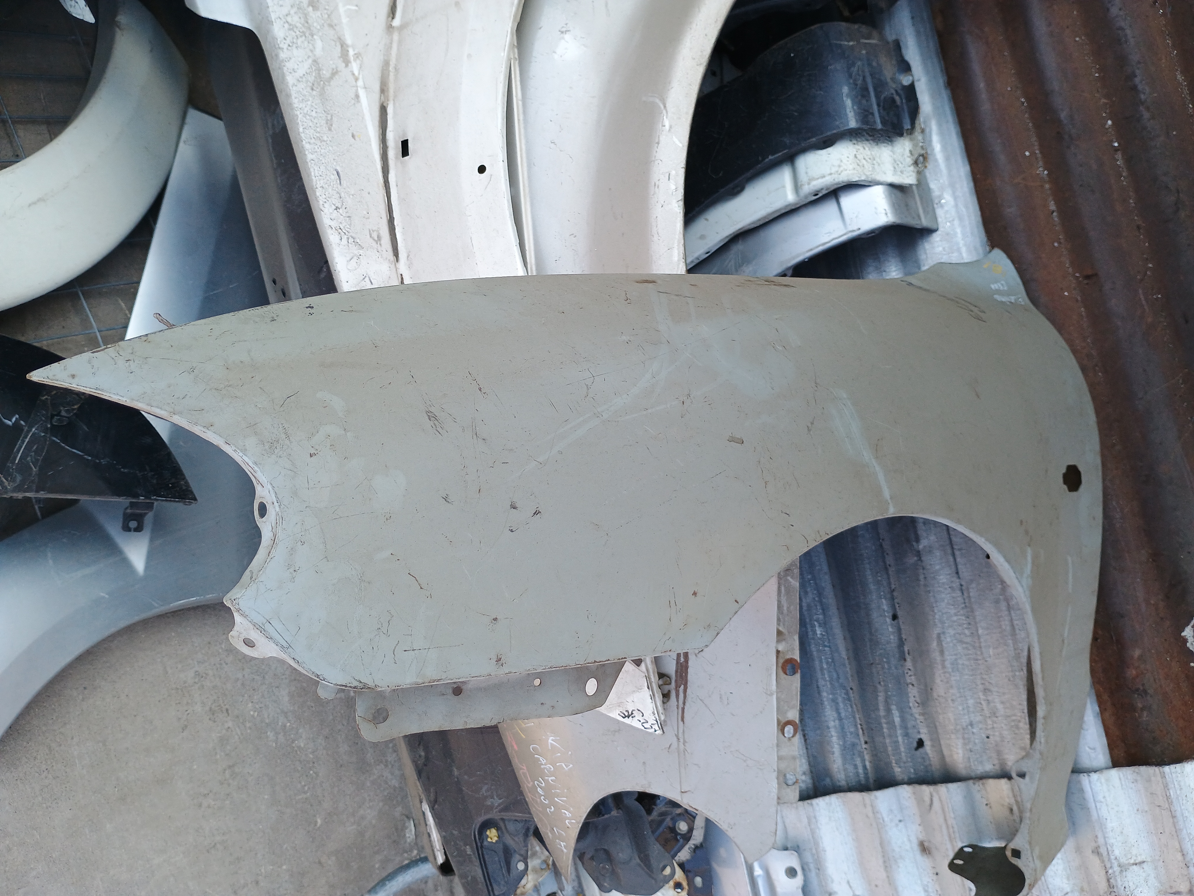 Tapabarro izquierdo hyundai elantra 2000 2001 2002 2003 2004